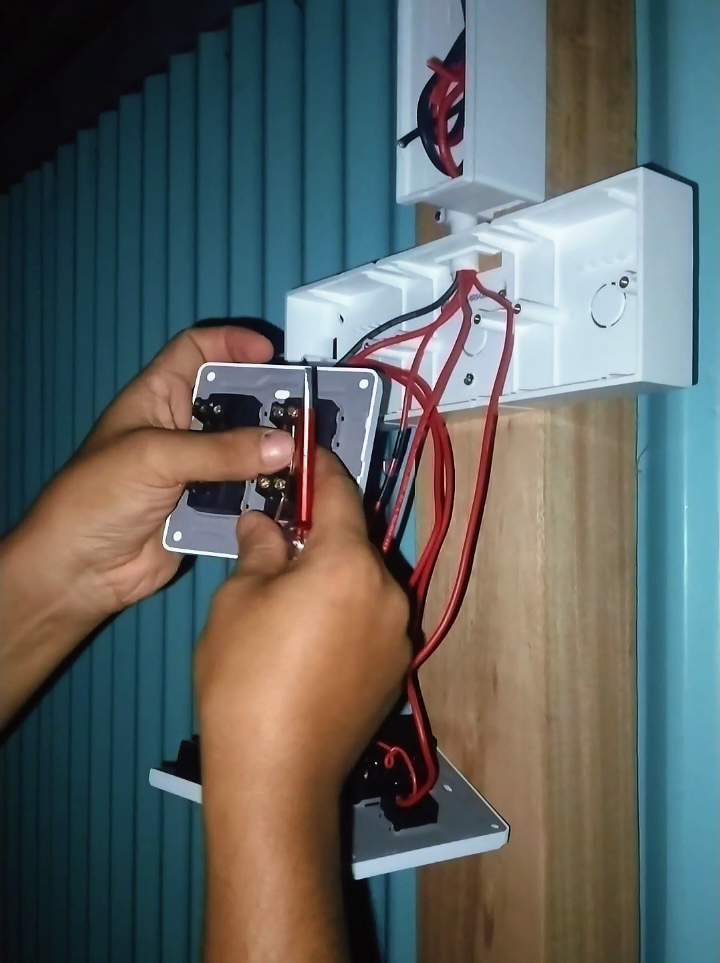 আমার ভিডিও গুলা আপনাদের কাছে কেমন লাগে.!!°-🧡🥹 . . .  #Bd_Content_Creator❤️‍🔥 #tarek_electrician✂️ #tarek_sanitary🛠️ #fyp #foryou #foryoupage #tarek #education #work_video #viral @TikTok 🛠️