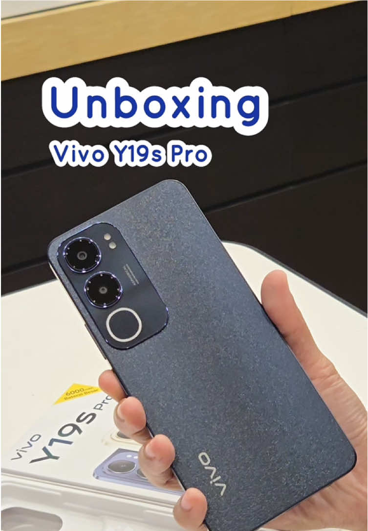 Ada yang baru nih🥳🥳#vivoindonesia #vivo #y19s #vivoy19spro #unboxing #unboxingvideo #hpbaru #hpmurah #rekomendasihp #unboxingasmr #smartphone #gadgetin #xybcafyp #tokohplombok #michaelhp 