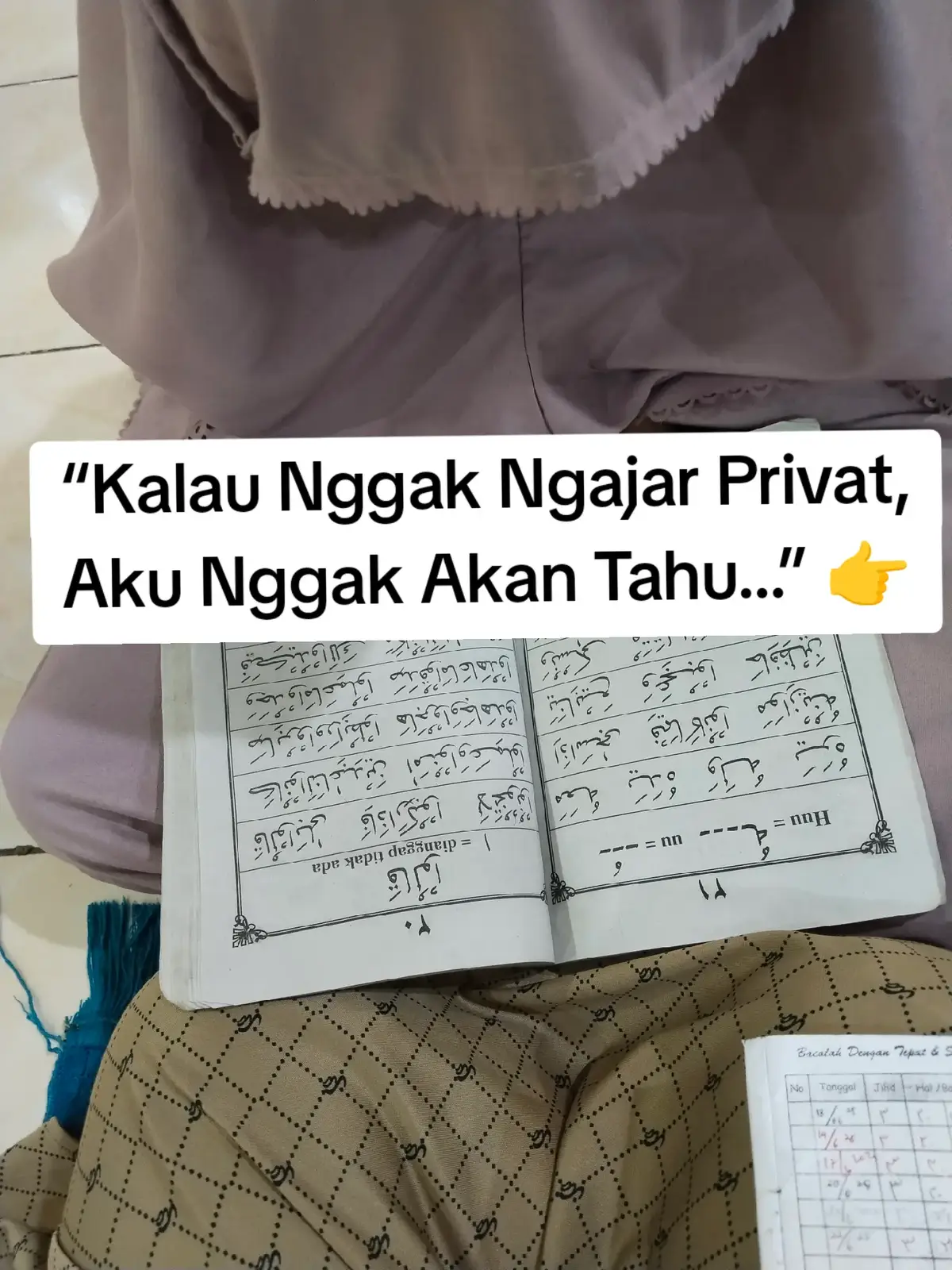 Dulu cuma iseng coba-coba… sekarang jadi pelajaran hidup. Ngajar privat bukan cuma soal ngajarin, tapi soal tumbuh bareng. Siapa di sini yang juga pernah/lagi jadi guru privat? 🫶 #ngajarprivate #guruprivat #gurules #ceritaharian #bismillahfyp 