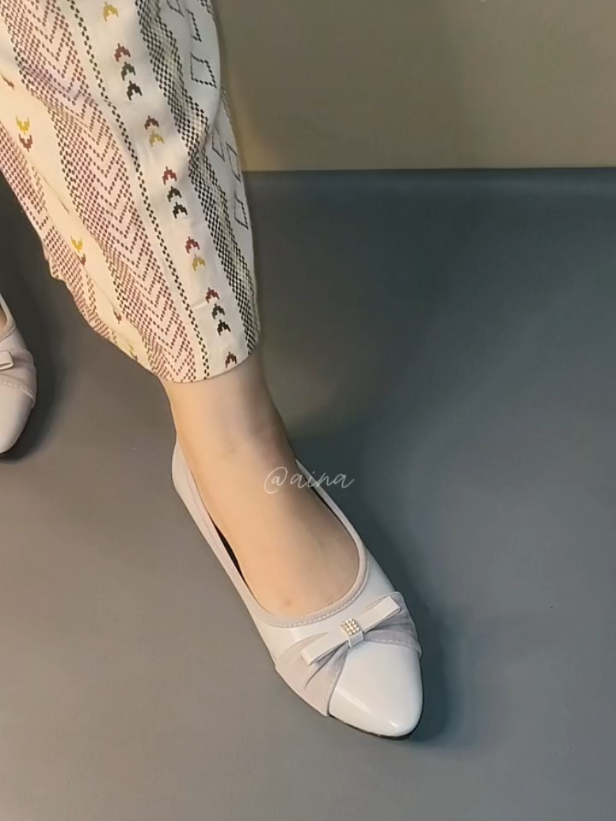 gak expect padahal harganya dibawah 100rb tapi cakep pollll✨ #flatshoes #flatshoeskekinian #flatshoescantik 