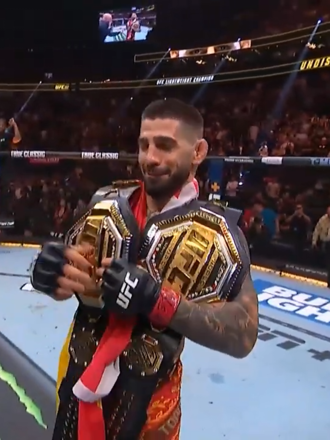 Слова после боя, Победа Илии Топурии на UFC 317 #илиятопурия #чарльзоливейра #ufc317 #UFC #fyp #pyf #чемпион #победа 