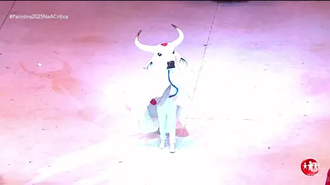 Boi bumbá evolução na segunda noite do festival!❤️ • • • • • • • • Cr: Tv acrítica(YouTube) #fyp #fypシ #tiktokcreator #explore #boigarantido #boigarantido #festivaldeparintins  #Parintins #foryoupage 