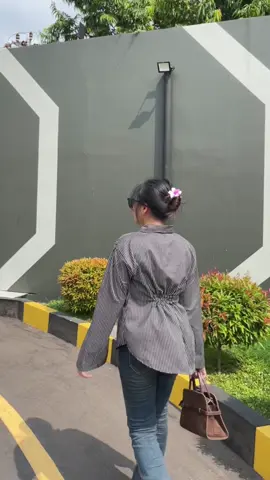 Kemeja yang kalian cari cari ni🤩.      #kemejawispie #fypage 