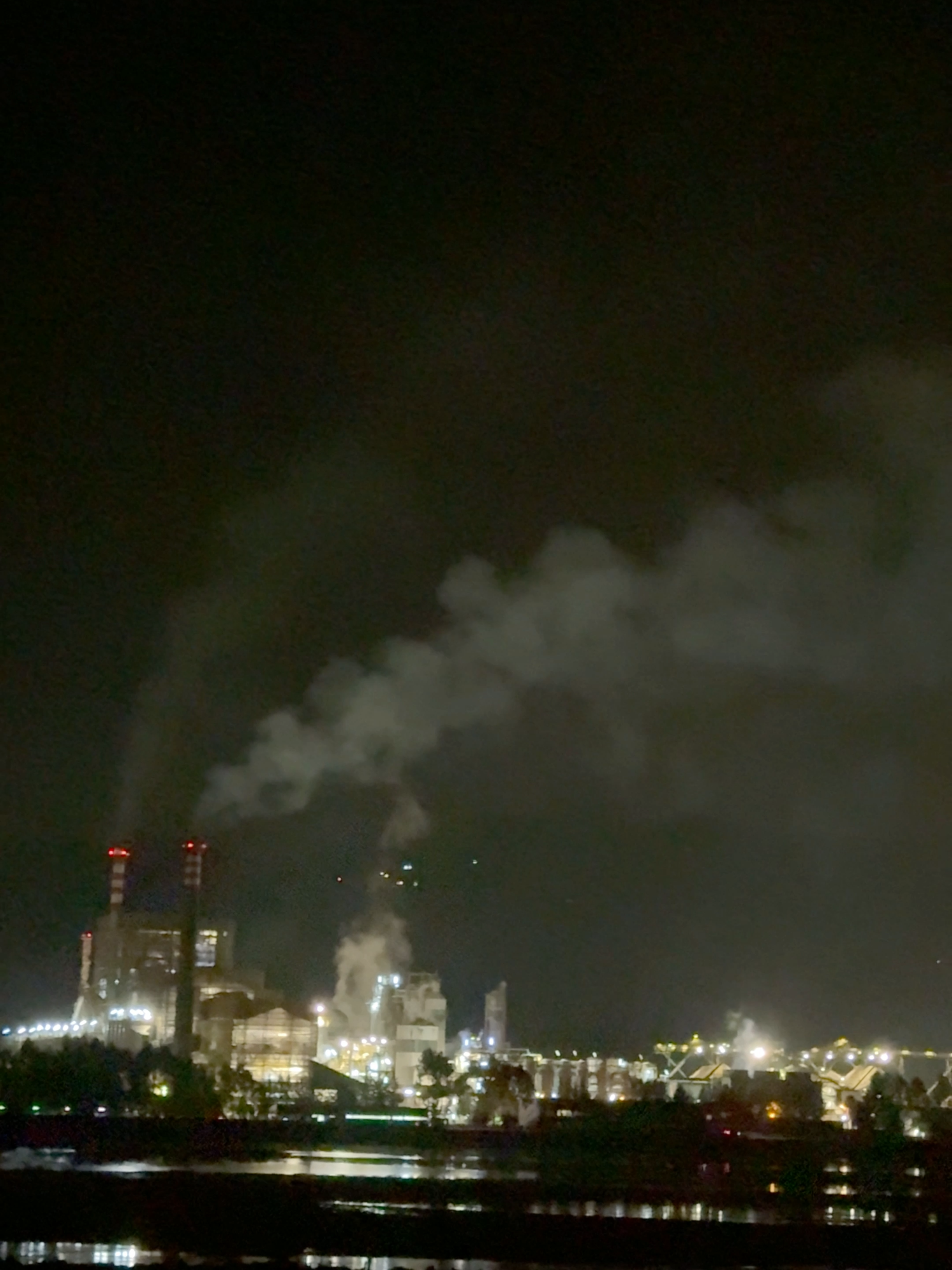 Pontevedra esta noche, 24 grados.  #NinEnceNaRíaNinAltriNaUlloa #celulosasfóra #AltriNon #EnceFóraDaRía #greenwashing