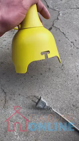 1025 - Ổ cắm điện chống nước để ngoài trời hình chuông có móc treo