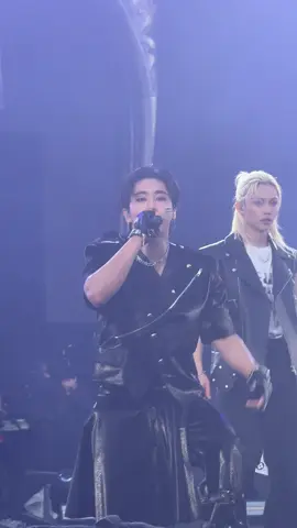 Han’s Truman verse always top tier #straykids #han #dominatechicago 