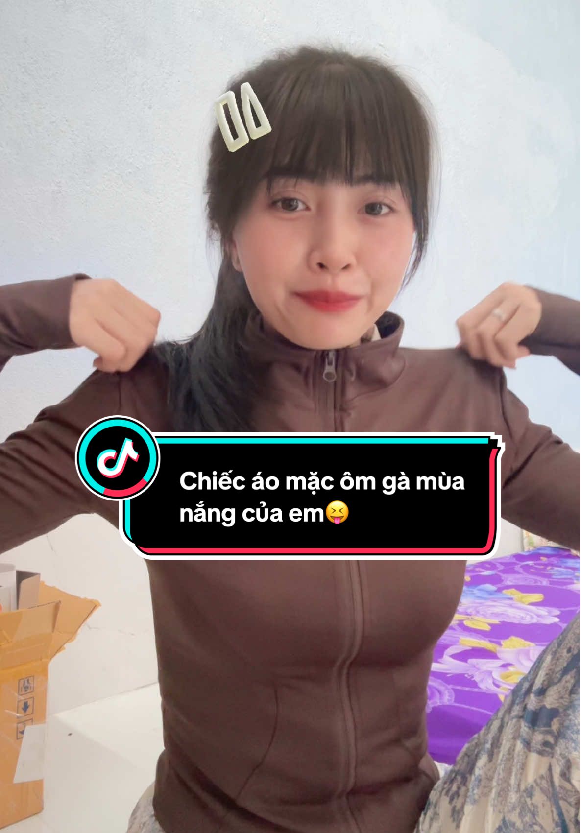 Ôm gà mùa này không thể thiếu Em áo vừa nhẹ vừa khoe eo mặc cực thích cho những nàng mê gà giống em😝#huỳnhthịdiệulanh #tôiyêugàchọi♥️♥️♥️♥️♥️ #gàchoivietnam🇻🇳 #đammêgàchọi🖖🖖🖖 #xuhuongtiktok @╰❥𝔻𝕚ệ𝕦♥𝕃𝕒𝕟𝕙♥𝔹ả𝕪♥𝕋á𝕞 @Diệu Lanh Nè🫶 