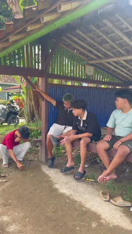 Kalian kalau hari libur suka ngajak temen mandi di kali ga #fyp #ceritakita #tipetipeomped