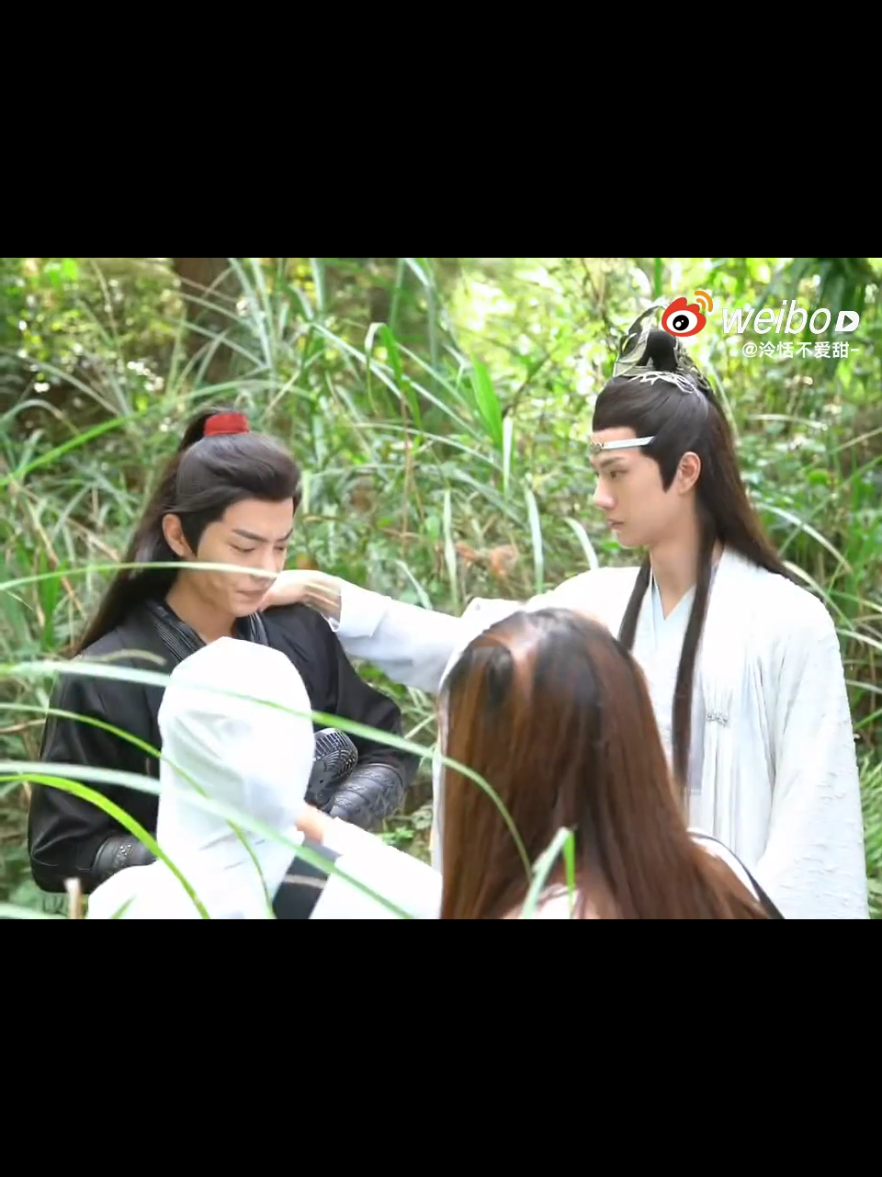 Hậu trường Trần Tình Lệnh của Vong Tiện🐰🦁 Moment hậu trường real hơn cả phim👀🍰 #weiwuxian #lanwangji  #xiaozhan #wangyibo  #theuntamed #bjyxszd  #trantinhlenh 