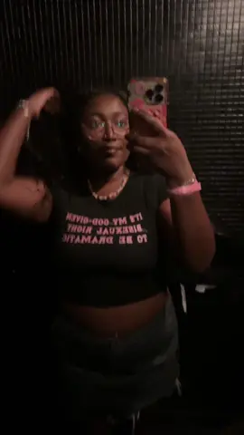 can you see what my shirt says? 🤭 @Kehlani #fyp #nyc #Pride #folded #bisexual🏳️‍🌈 #nycpride #lgbtq #ggg 