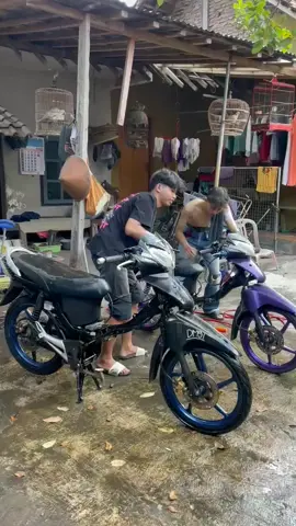 udah patah makin patah