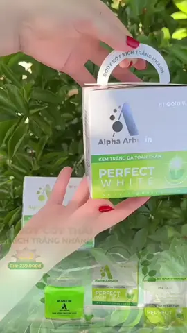 Kem body HT GOLD có gói tẩy tế bào chết đi kèm#xuhuong #thanhthuycosmetics #xuhuongtiktok2025 #thanhthuyskincare #kienthuccsdthanhthuyskincare #kienthucchamsocda #kembodyvitaminc #kembody 