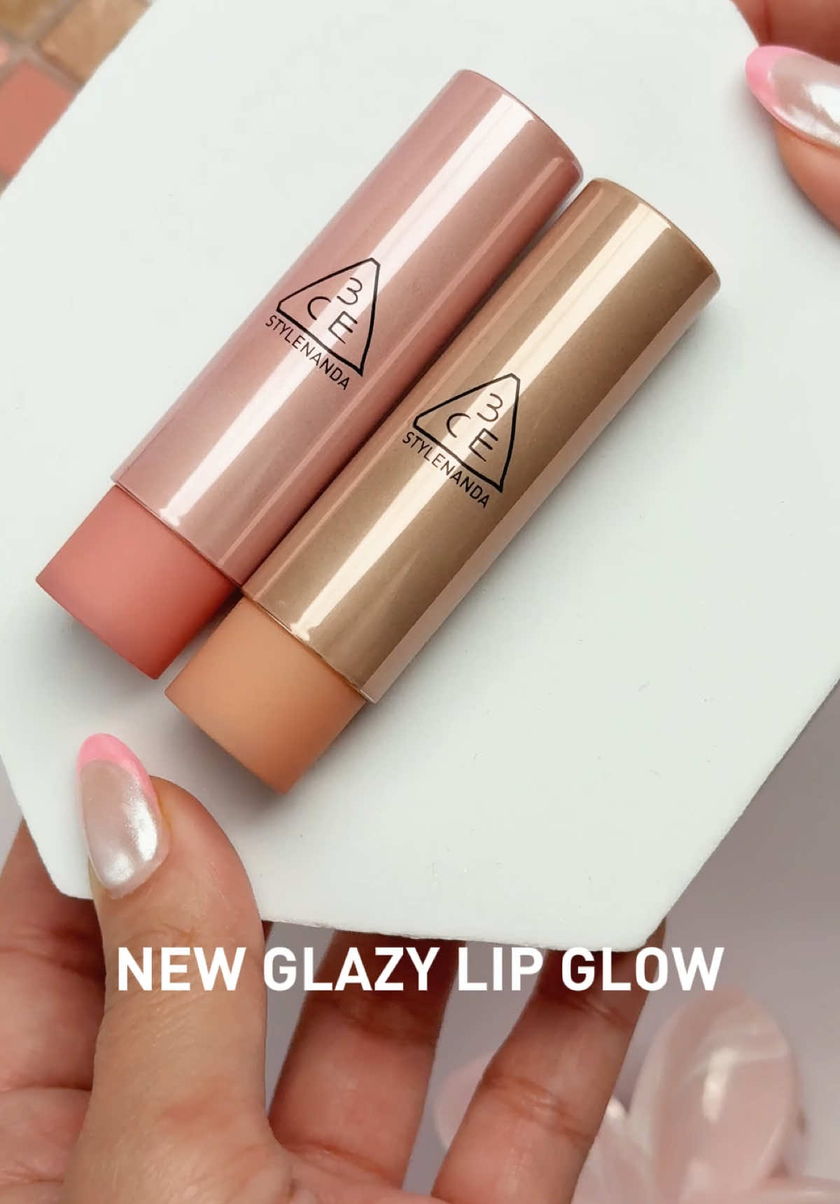 This lippie is permanently in my beauty bag now 👜💄 Buttery-smooth, mirror-gloss finish — the 3CE Glazy Lip Glow is the moment ✨Tell me I’m not the only one who swatches on their palm like it’s a runway? 😌 💄3CE Glazy Lip Glow Shades💄 #30 Melting Smore 🍫 #31 Lavender Cream 💜 #32 Peachy Filling 🍑 #33 Cool Sweetie 🍬 #34 Rose Glaze 🌹 #35 Pink Tube 💗 #36 Double Grape 🍇 #37 Raspberry Coated 🍓 #38 Salty Sweet 🍯 #39 Bouncy Cherry 🍒  #3CEMY #3CEMALAYSIA #3CEGLAZYLIPGLOW