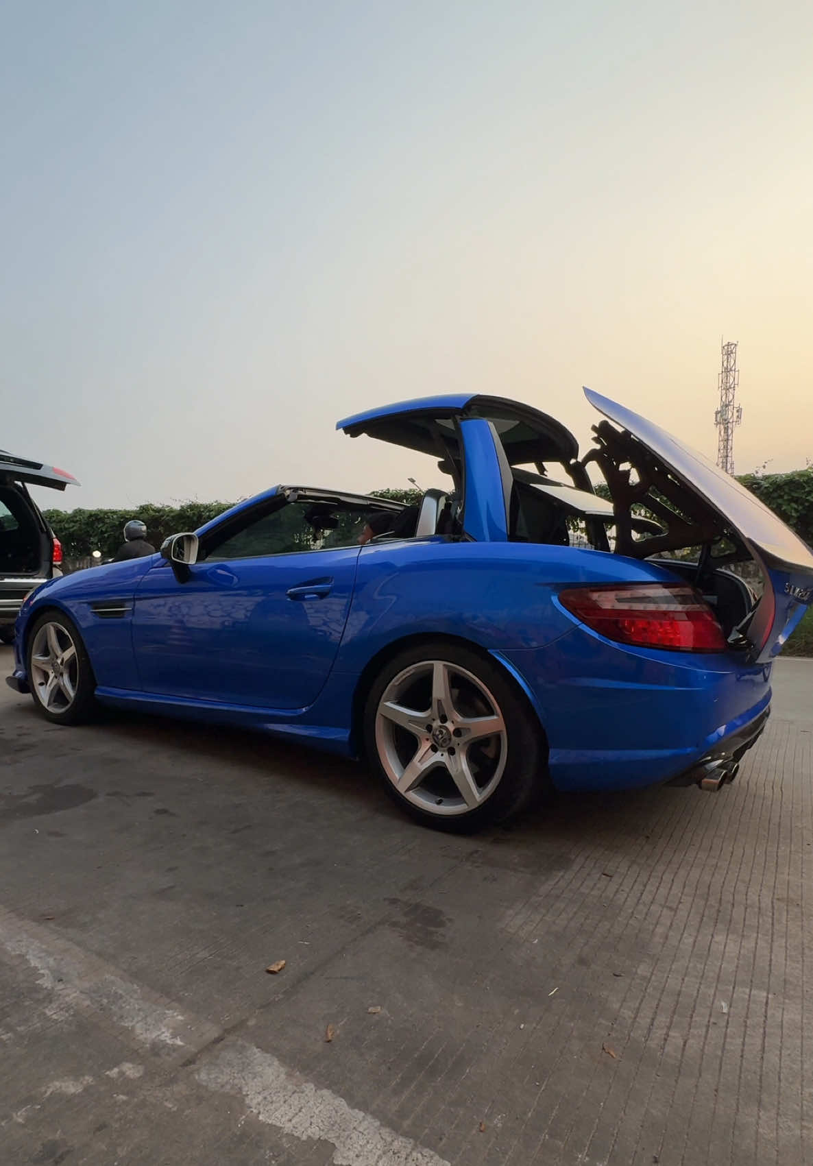 Nyore With SLK250. #mercedesbenz #slk250 #realautoworkshop #satisfying #fyp 