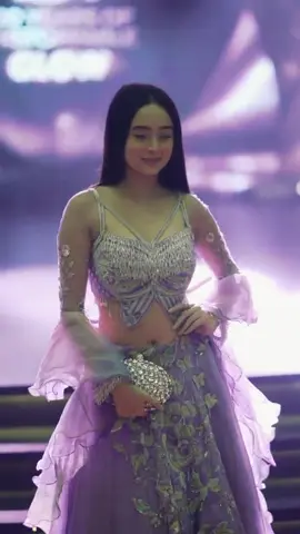 Just a little bit of lux 🦋✨🌸