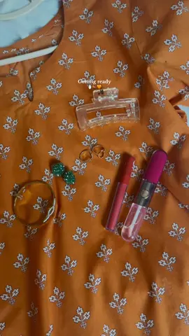 🧡 #desiaesthetics #grwm #outfitoftheday #stylingideas #jewellery #girlythings #gettingready #fypシ #fypシ゚viral #trendingtiktok #foryoupage 
