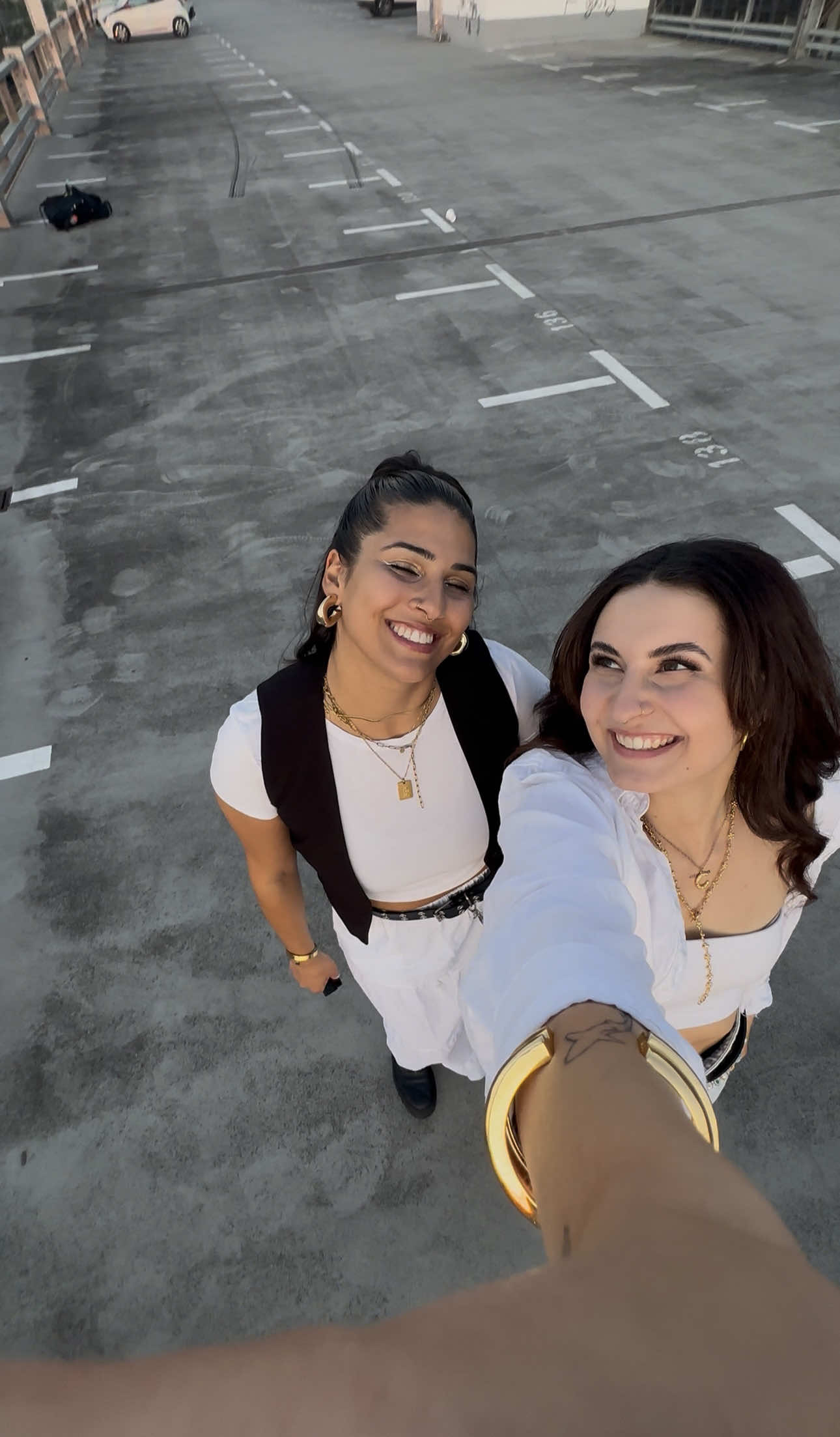 Verstehe die Frage nicht @Ella M. 🪩  #bestfriend #bestie #bff #viral #friends #relatable #foryou #fyp #foryoupagе 