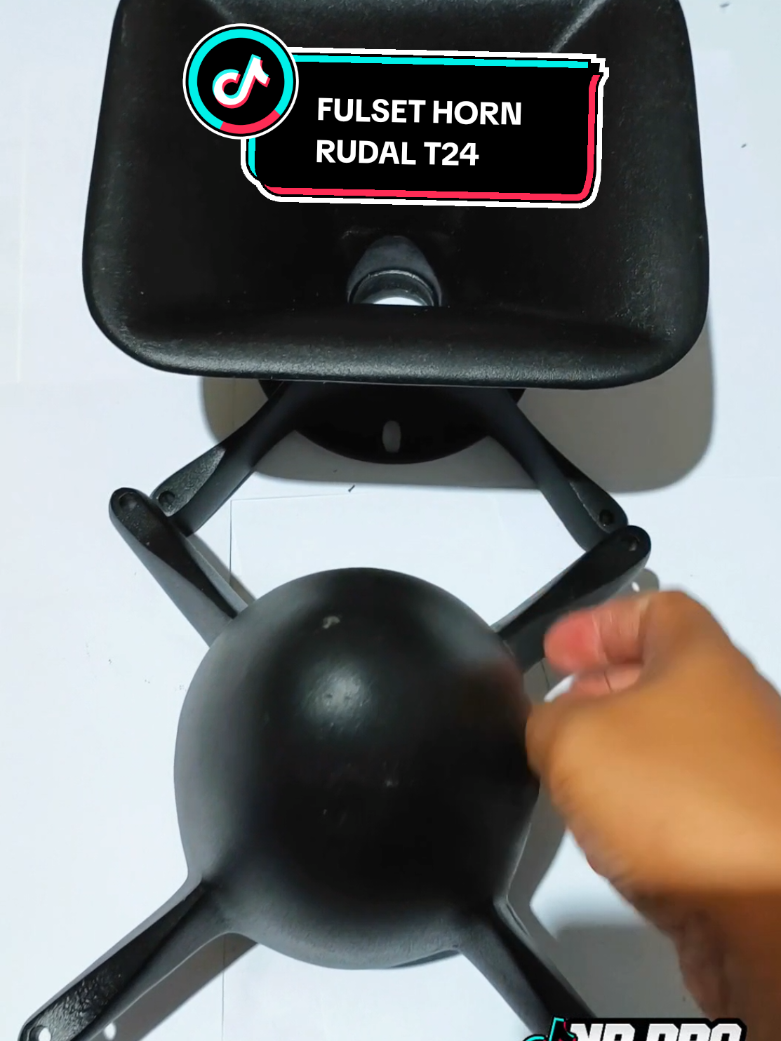 paket fullset Horan dan rudal untuk t24 untuk ukuran speaker 10 inchi dan 12 inci ready banyak bosku gasken #hornrudalt24 #t24 #boxt24 #horn #jagoanvideotrending #cuantanpabatas #wibgajian #promoguncang1212 #megaguncang1212 #soundsystem #gilagilajualan #soundhoreg #satukontentiaphari #promoguncang77 