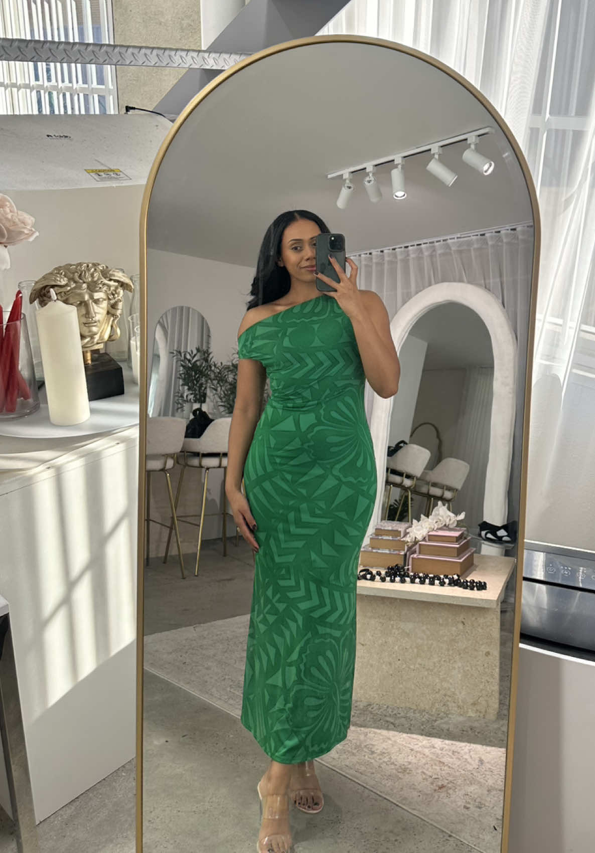 BTS with my favourite @pacificwaygiftshop - Stay tuned for this drop 5pm tomorrow 😍 . . . #fupシ #foryoupage #pacificwaygiftstore #pwgs #islandattire #puletasi #polynesiantiktok 