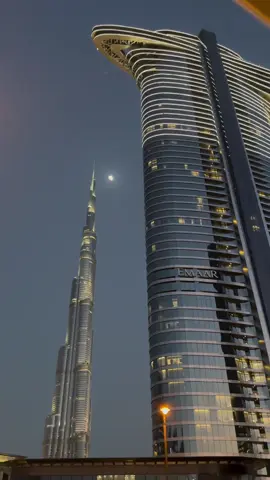 Dubai🇦🇪 #fypシ゚viral #loving_dubai #foryoupage #dxblove #اكسبلورfypシ゚_explore❥ #foryou #goviral #dubai🇦🇪❤️ #lovindubai #tiktoktraditions #tiktok #explore #Viral #tiktokdubai🇦🇪 #burjkhalifa #dubaimall 