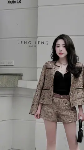 Bạn chọn style nào cho hôm nay? 👉 New arrival đã có mặt tại #mam 