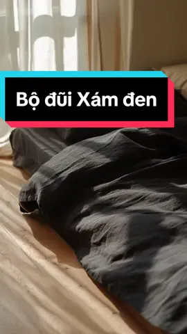 Mẫu chăn ga tone xám đen Minimalism phù hợp với mọi căn phòng. Tone màu tối cả phòng nam cũng có thể dùng được 🎄🪵🪵🌴 #gocmo #decor #changa #trangtrinha #decorphongngu #trangtriphongngu #muahe #cotton #phongngudep #bochangagoi #minimalist #gagiuong 