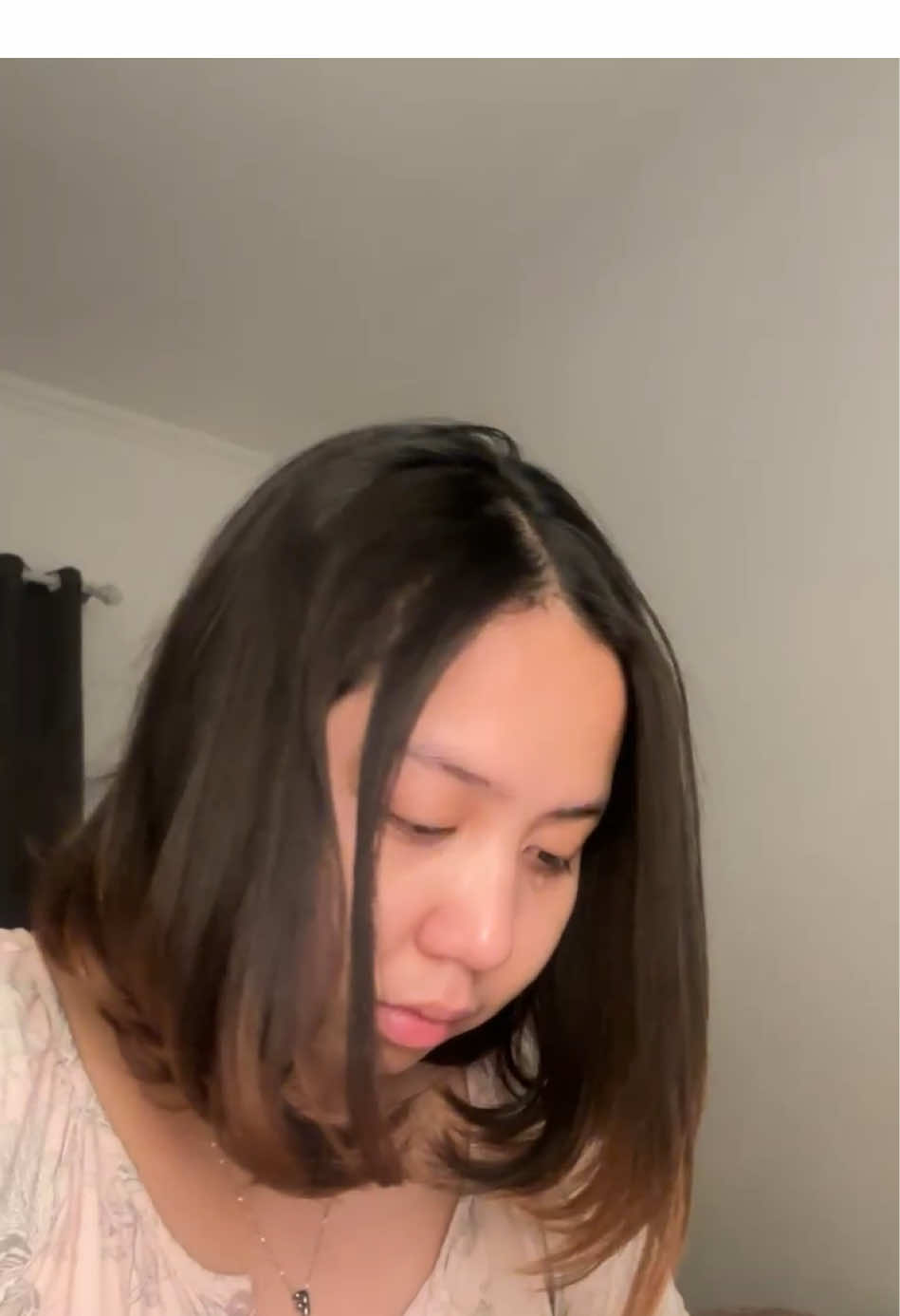 Terima Kasih sudah memeluk cinta dan luka Ayah itu bareng aku ya kaaak🥹🫶🏻 . . #retnoladyta #ketikaayahcintadanlukaanakperempuannya #bukurekomendasi #fyp 