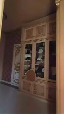 lagi beres pakaiane ibuk