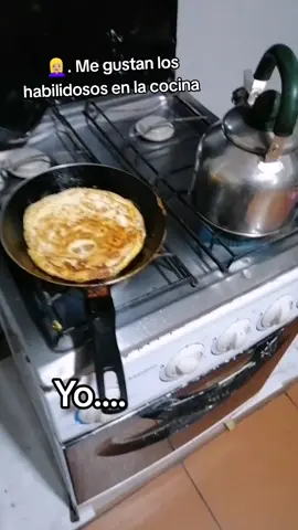 Me salio a la primera😎 pero si fallaba mi economia no me deja desperdiciar comida asi que buen probecho😅 #parati#fyp#brazil#jogabonito🇧🇷💫🤙🏽#viral#humor#buendia 