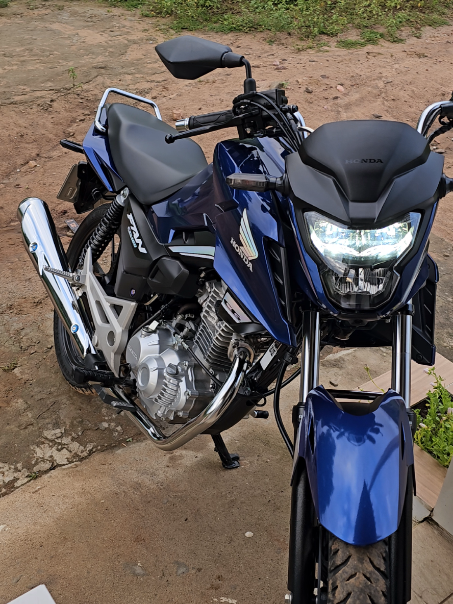 O barulho do escapamento polimet na fan 160 2025, no vídeo nao da pra ter uma noção boa do barulho pessoalmente é muito mais top. #fanzinha160 #fan160 #escapamento #polimet #160 #fan1602025 #motos #honda 