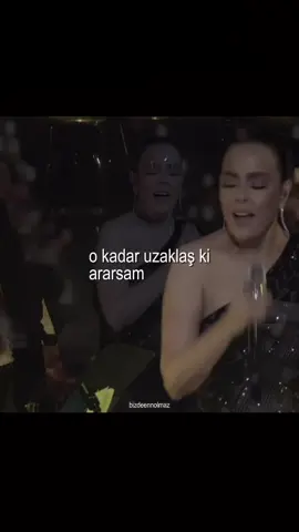 Ebru Gündeş-Ararsam Gelme #ebrugündeş#ararsamgelme#lyrics#keşfet#fypage