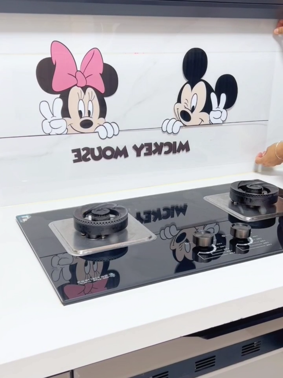 #dogiadung #giadungtienich #giadungnhabep #decaldanbep #xuhuong 