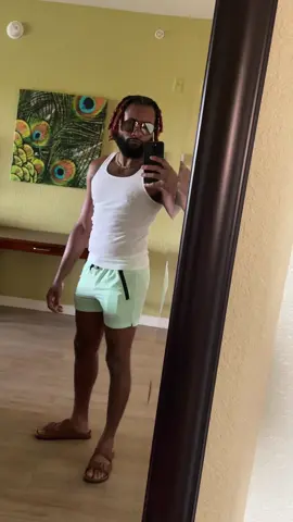 When wearing hoochie daddy shorts you have to get into character 🤷🏽‍♂️🤣 #hoochiedaddyshortsseason #hoochiecoohie #sexyyred #daddy @Sexyy Red 