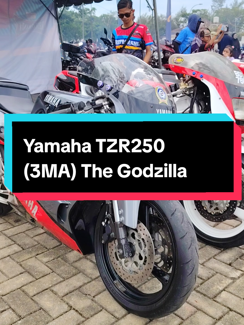 JDM Godzilla Rear Straight Exhaust Yamaha TZR250 (3MA). #retromania #retromania2025 #backtomorib #retromania2025morib #tzr250 #tzr2503ma #tzr2501kt #tzr2503xv #tzrfamily #twostroke #realmanplaytwostroke #jdm #twostrokemalaysia #retro 
