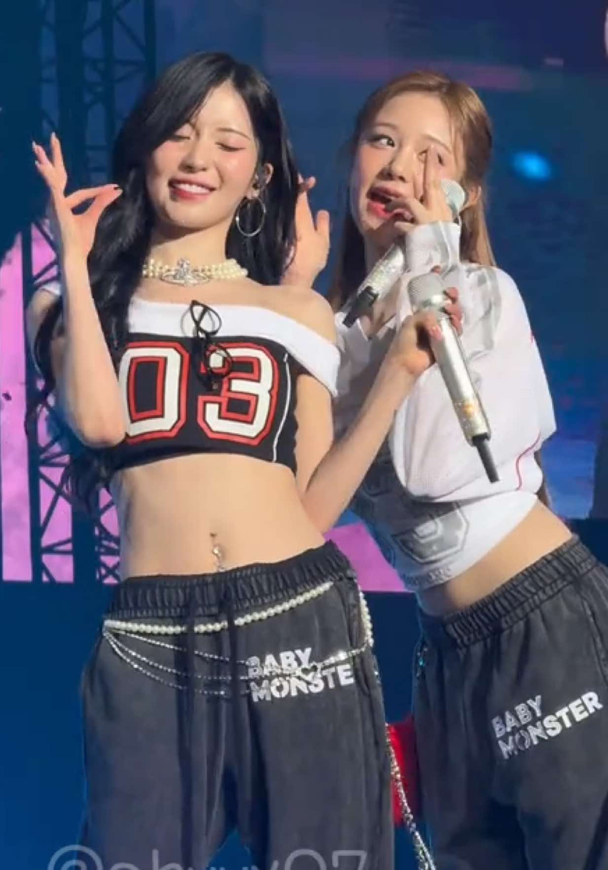 #PHARITA doing Chiquita’s Iconic Forever Dancebreak! #ASA #RUKA  BABYMONSTER 1ST WORLD TOUR HELLO MONSTERS IN TAIPEI TAIWAN DAY 2 #babymonsterintaiwan #hello_monsters_taipei #babymonsterintaipei #babymonster #베이비몬스터터 NTSU ARENA