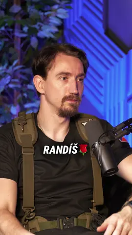 MARTIN ROTA: Chlapi jsou povrchní oproti ženským. Ženským je jedno, jestli máš berle nebo 150 cm 😅 🎙️ Host @Martin Rota    🧑‍🎤 Moderuje @Kid Ajvn ✪  📹 151. díl na YouTube 3h 33min 🎧 Spotify 45min  💷 HeroHero 3h 33min (bez reklam)