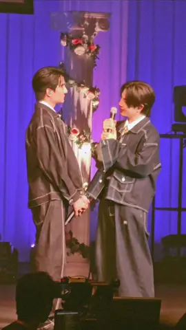 เธอทำให้โลกนี้ไม่กว้างเกินไป... #OssansLoveTHFMinJapan  #EarthPirapat #mixxiw #EarthMix #เอิร์ทมิกซ์ @Theearthe @M 