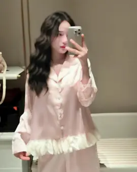 Bộ lụa xinh dài tay quần dài lyly phối bèo sp1212#xiuxinh #bongu#chatlua#daitay#shopngocanh #dodepmoingay #xuhuongtiktok2025 #xuhuong 