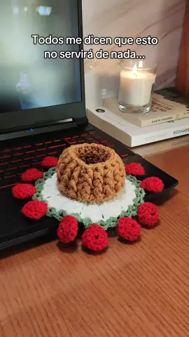 Ya no sé que hacer 😭 #sueño #crochet #posavasos #amor #flores #rosas 