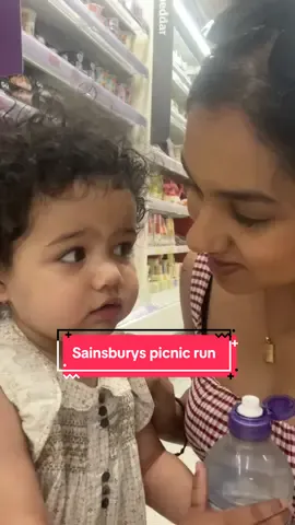 Thank you @Sainsbury’s for our mini picnic meal deal #fyp #pinic #mumanddaughter 