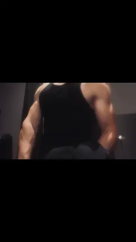 #FormCheck #PhysiqueUpdate #gymprogress #PumpCheck #GymMotivation #AestheticPhysique #fyp #GymTok 