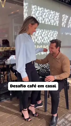 ☕️DESAFIO DO CAFÉ ☕️ Ele só queria tomar o café… mas tinha uma cinturinha a mais no caminho 😂☕ 🫣 Não deu pra alcançar, mas deu pra rir (e muito)! Casais, me digam: será que o marido de vocês consegue passar por essa provaaaa? 🤣 Marca o @ dele aí e desafia ele também!😂 #viralvideos #casalabençoado #casamento #comedia #explorer #cafe #desafios 