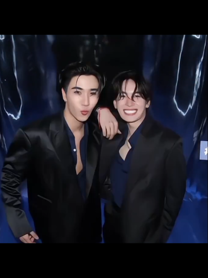 semoga bergema sampai selamanya🥹🖤🤍 #perthsanta #perthsantaedit #perthtanapon #santapongsapak 