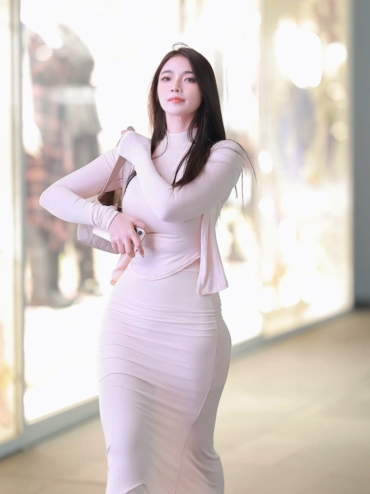 #model #1millionaudition #viral #fashiondesigner #womenswear #girlsoutfit #streetinterview #fypシ 