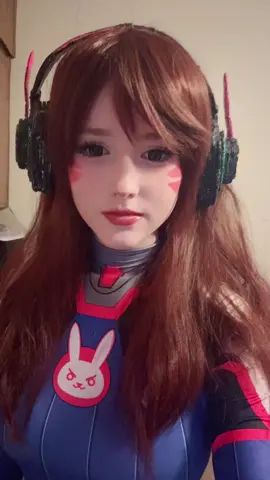 Filler post alert #dva #dvaow #ow2 #overwatch #owcosplay #overwatchcosplay #dvacosplay #dvacos #fyp #cosplayer #cosplaygirl #overwatch2 #funny #cooking #cookingtutorial #pancakes 