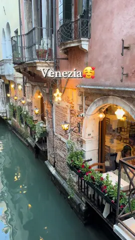 Venezia Italia #venice #italytravel #beautifulveiw #fyp #explore #venezia #fypitalia 