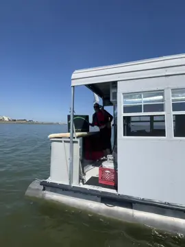 DIY houseboat #Byington #PatinaCreek #CedarPoint #ErieCounty #GreatLakes #Bar  #SanduskyOhio 