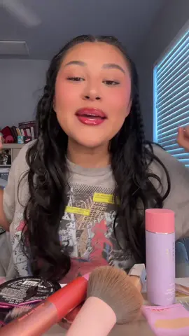 Replying to @シ ask and you shall receive #lipcombo #lipoil #lipstain #kbeauty #askandyoushallrecieve #fupage #fupgシviral  @pointofview @e.l.f. Cosmetics 