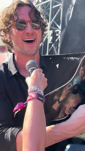 Dean Lewis at OpenAir St.Gallen 2025 in Switzerland. 29.6.2025. Cold in the crowd 🤪🥰🎉#cold#deanlewis #oasg25 @Dean Lewis 
