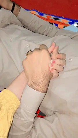 Meri jan🥹@😎 Bilal Baba 😎 #🥰🤪😍😘🤩💯♥️❤️😻💕💞💓💓💗💖 #husbandlovewife💖💏 #meridunyia🌍👑 #husbandwife❤️ #🤗😘😍😍💕💓🌹 #iloveyou 